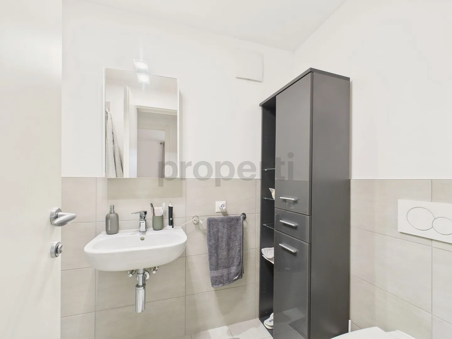 Appartement élégant 3.5 pièces avec balcon, Stabio - Photo 10 sur 12