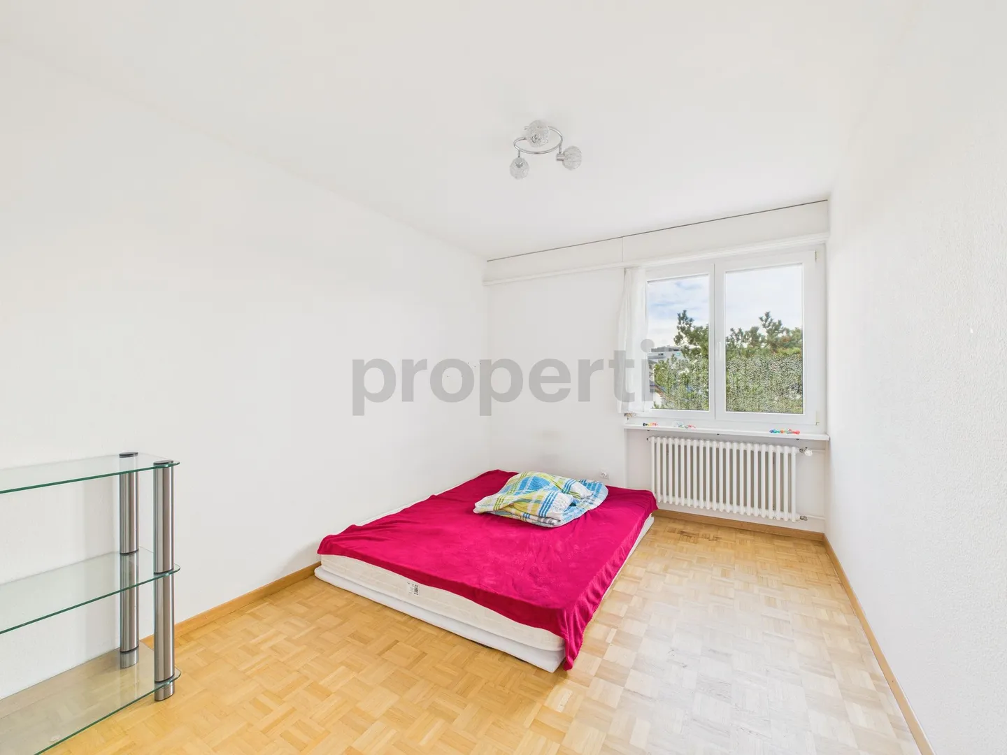Attractive, light-flooded 3.5-room apartment with parking space in Mägenwil - Photo 11 of 13