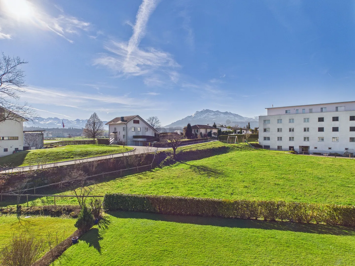 Luminoso appartamento duplex di 5,5 locali con galleria a Emmen, Canton Lucerna - Foto 6 di 13