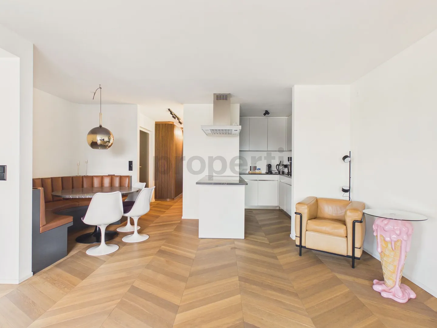 Stilvolle 3.5-Zimmer-Wohnung in Zürich - Foto 4 von 13