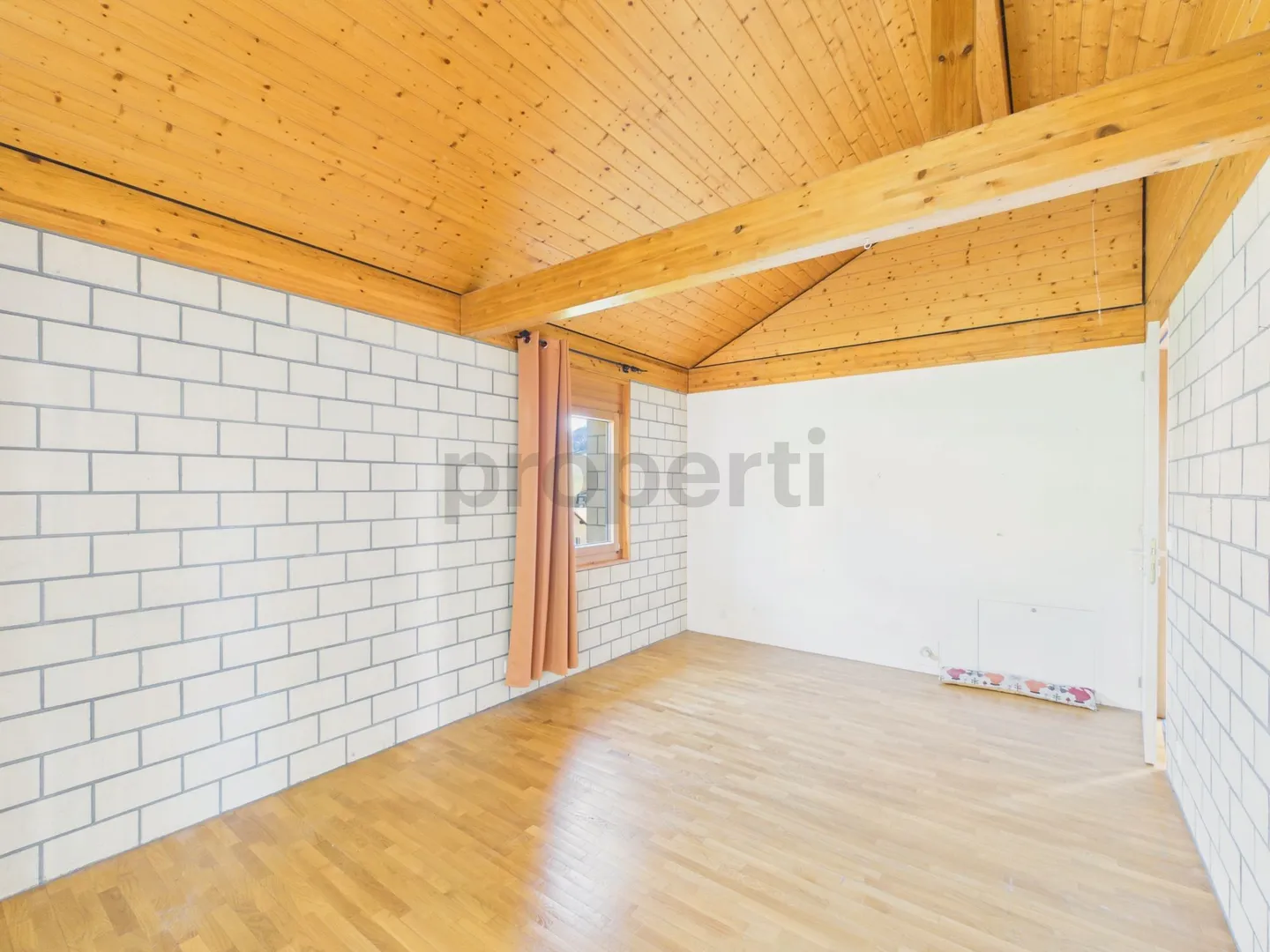 Spacieuse maison individuelle de 6 pièces, vue dégagée - Photo 8 sur 13