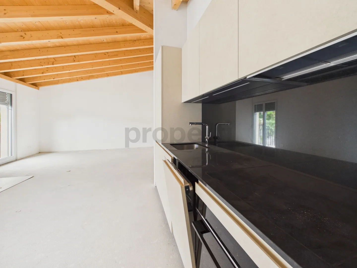 Komplett saniertes Gebäude, funktioneller Grundriss & hohe Energieeffizienz! - Foto 5 von 8