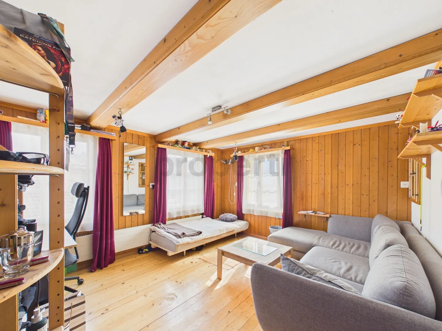 Ruhiges 8-Zimmer-Einfamilienhaus mit Kellerraum, Degersheim - Foto 9 di 13