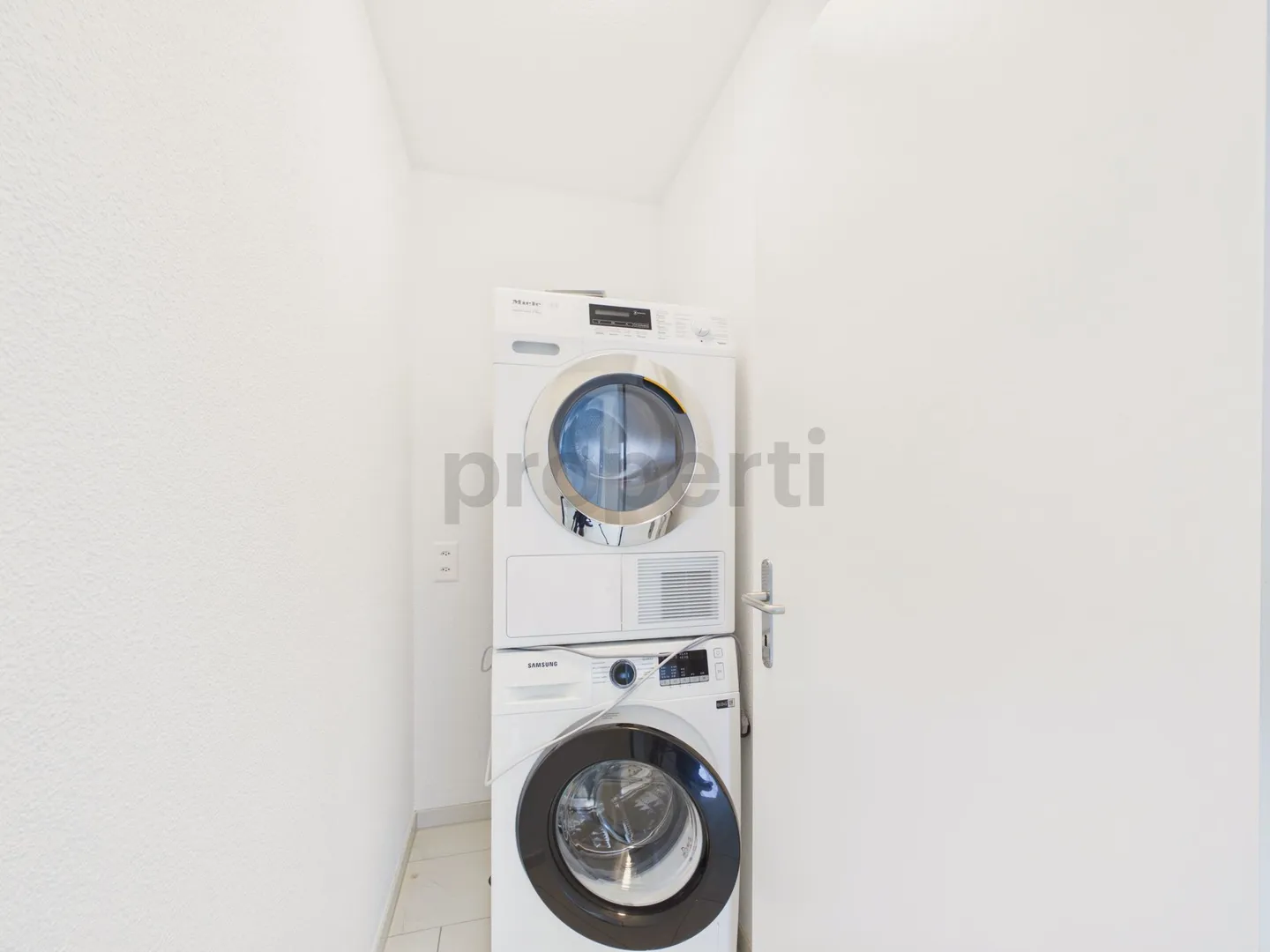 Modern 4.5-room apartment with lift and cellar, Eglisau - Photo 10 of 13