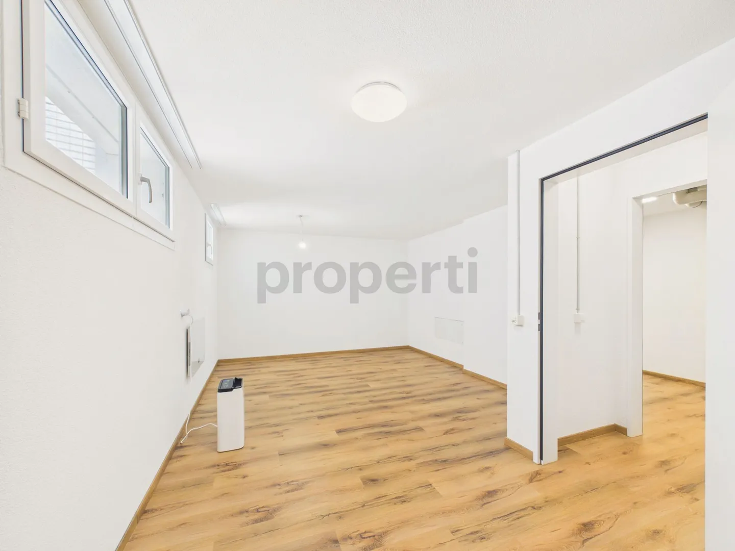 Modern 4.5-room apartment with lift and cellar, Eglisau - Photo 11 of 13