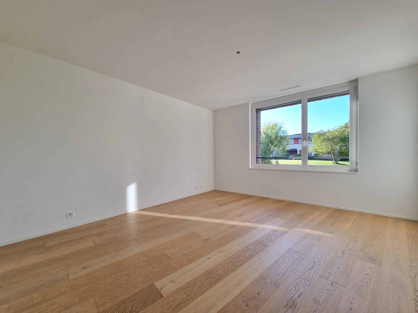 Steuervorteil trifft Wohnqualität  attraktive 4.5 Zimmer in Meggen - Photo 4 of 12