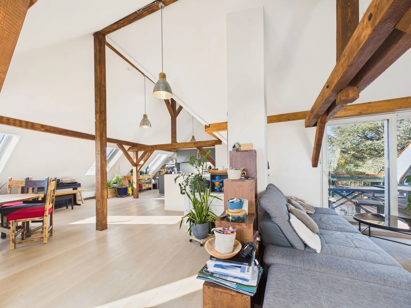 Charming 4.5-room maisonette apartment in Basel - Photo 1 of 11