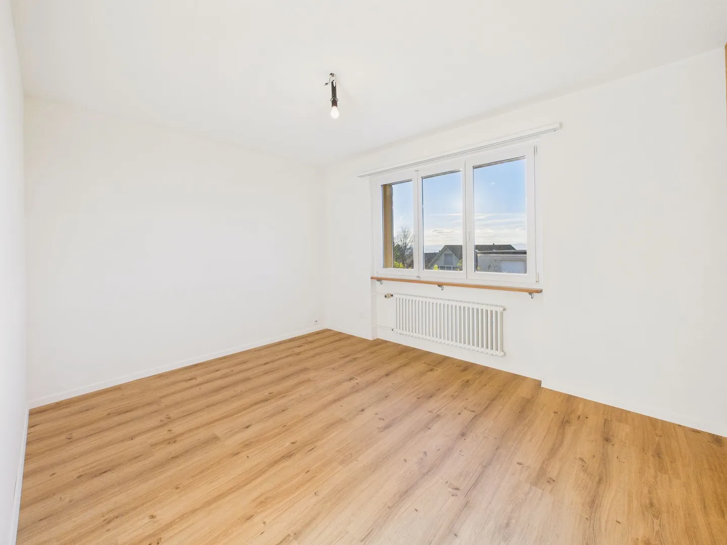 Charming 6.5-room terraced house with beautiful winter garden in Bellikon, Canton AG - Photo 6 of 13