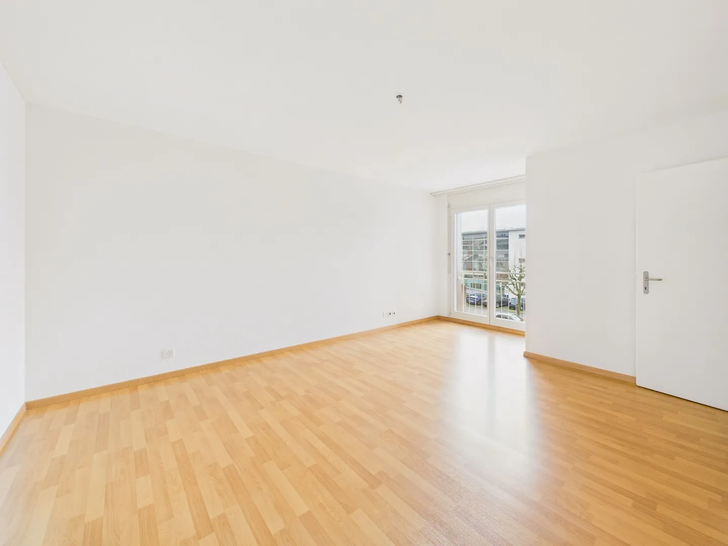 Modernes Wohnen in Ebikon, Kanton LU  Einladendes Zuhause mit 4.5 Zimmern - Foto 6 von 11