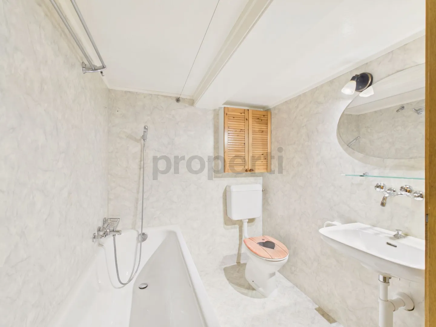 Charmant appartement de 3,5 pièces dans une ferme au-dessus de la mer de brouillard - Photo 8 sur 13