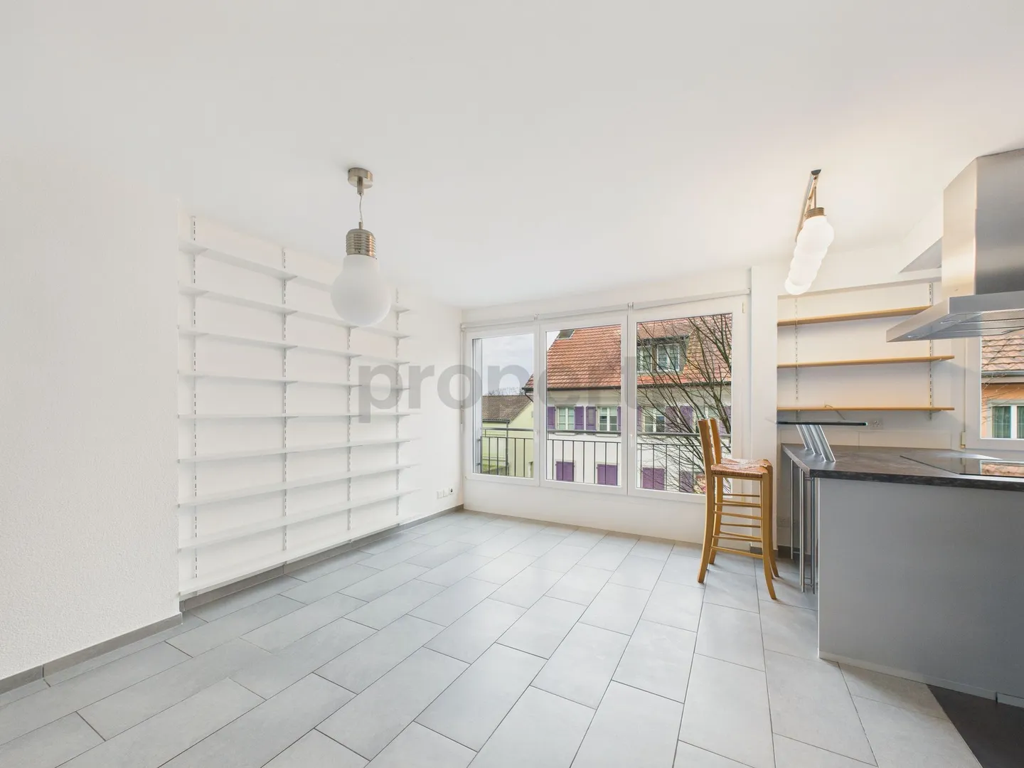 Appartement moderne lumineux de 4,5 pièces Minergie avec terrasse, cave et garage souterrain à Mumpf - Photo 5 sur 13