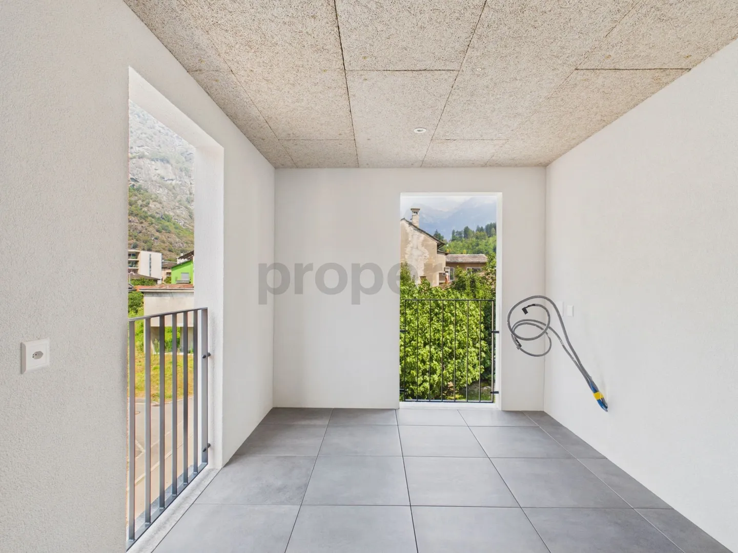 Appartement moderne de 3,5 pièces avec parking intérieur, Biasca - Photo 6 sur 13