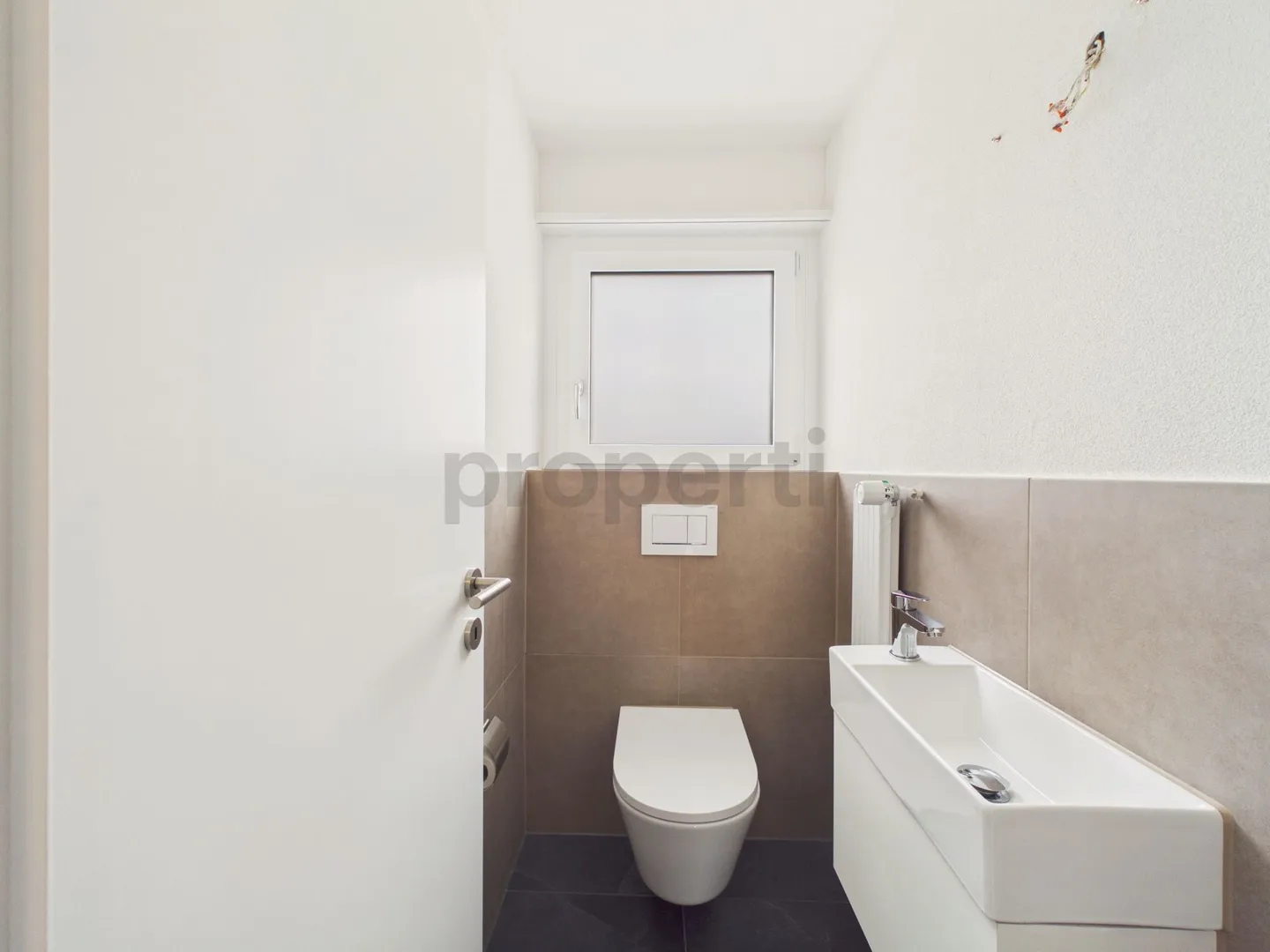 Opportunité unique avec vue sur le lac : appartement de 4,5 pièces avec potentiel à Nottwil - Photo 6 sur 13