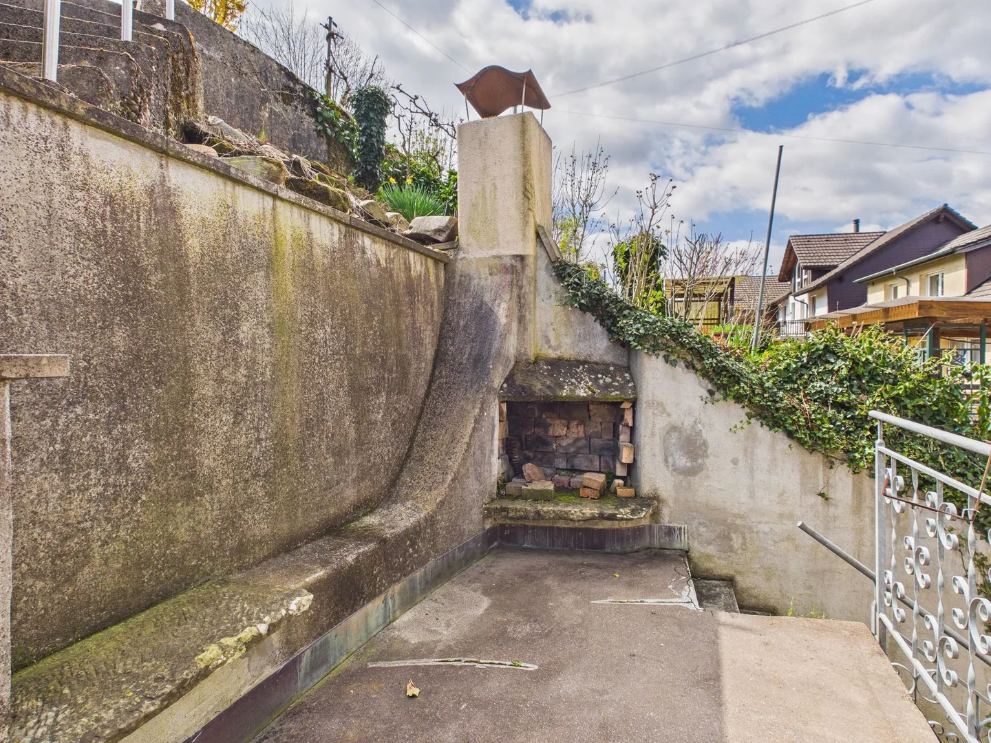 Appartement en duplex moderne de 4,5 pièces avec ambiance élégante à Sisseln - Photo 8 sur 13