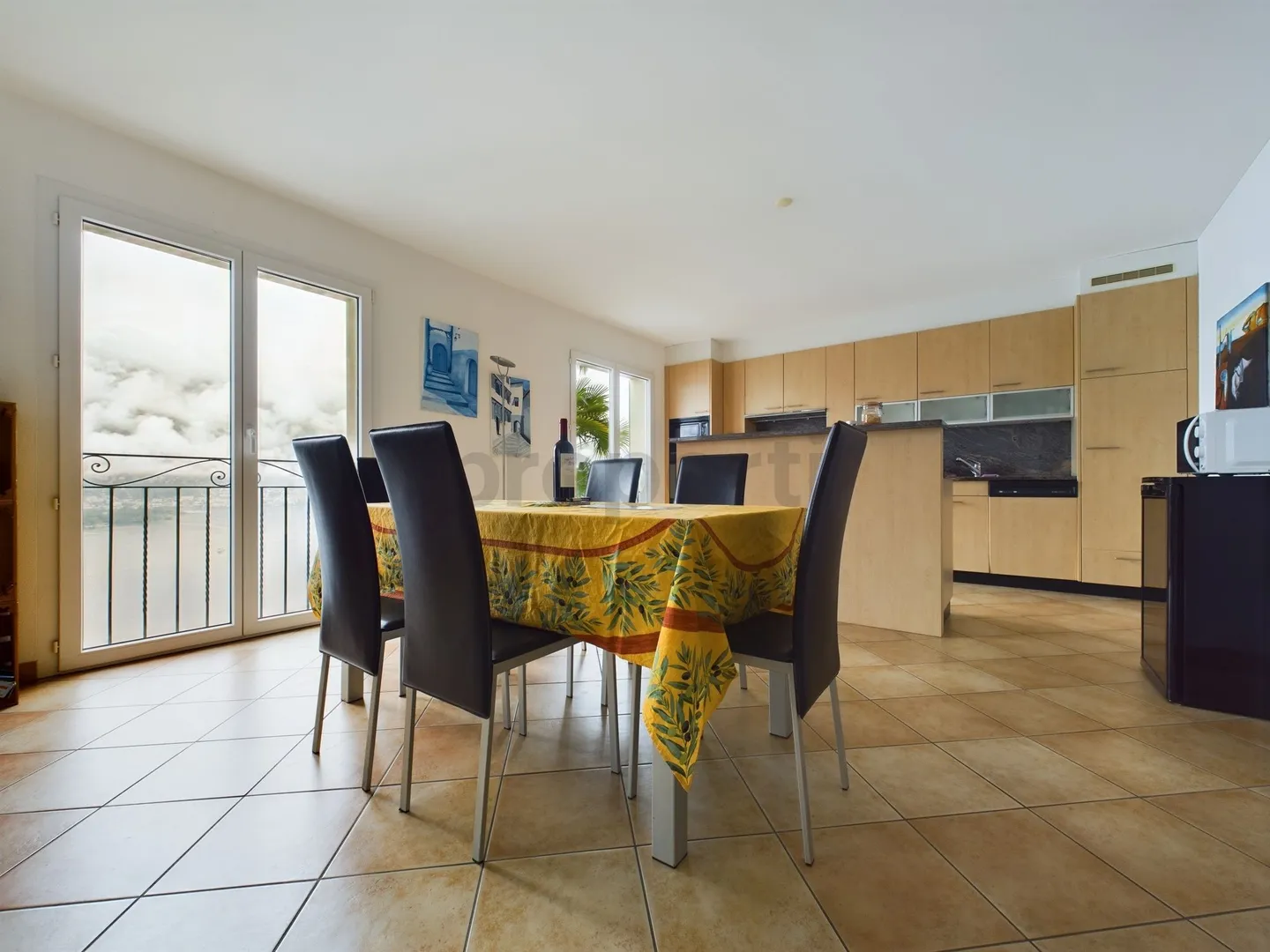 Dreamlike 5.5-room penthouse apartment in Vairano with a view of Lake Maggiore - Photo 2 of 13