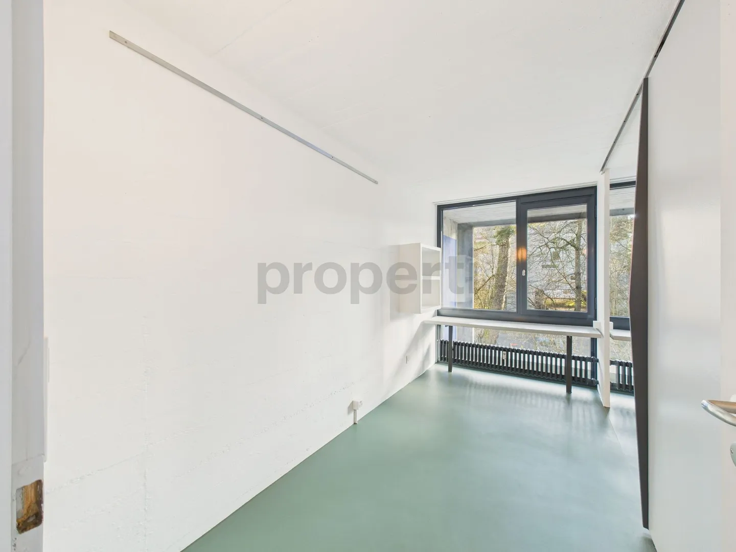 Moderno appartamento duplex di 4,5 stanze con molto spazio a Wünnewil-Flamatt - Foto 7 di 13