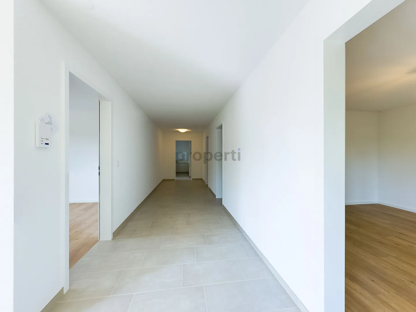 Vivere come in una casa unifamiliare - appartamento moderno di 3,5 stanze in posizione tranquilla con il proprio angolo giardino - Foto 8 di 13