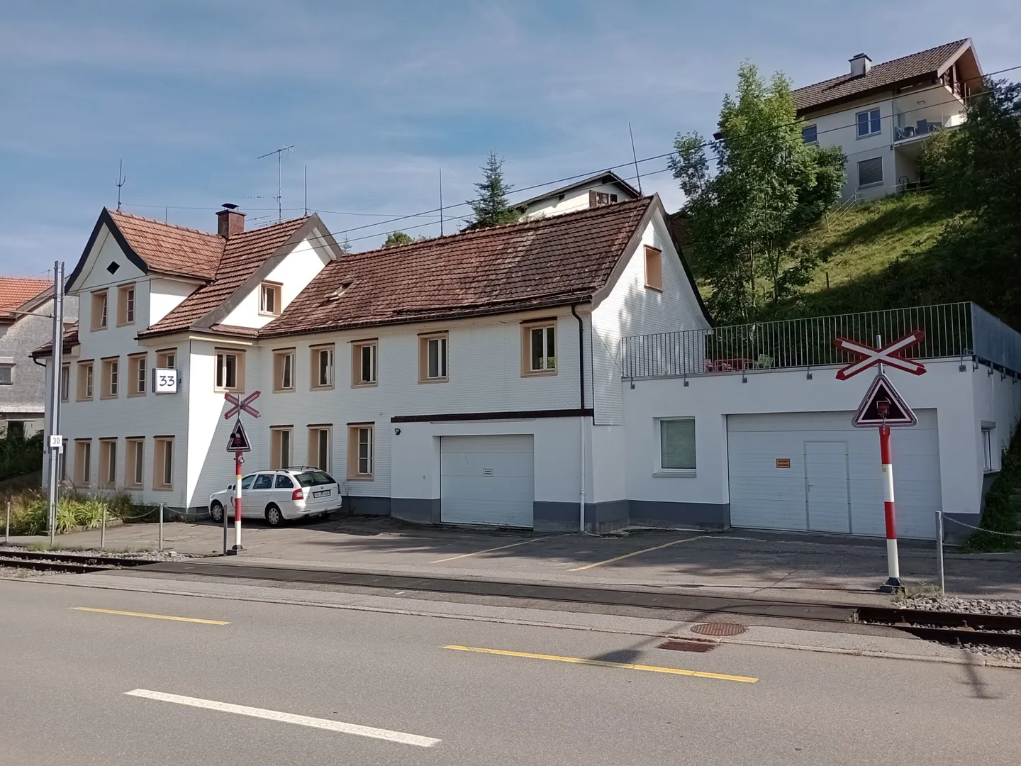 Attraktives Wohnhaus in begehrter Trogener Lage  Ihre solide Investitionsmöglichkeit - Foto 1 von 13