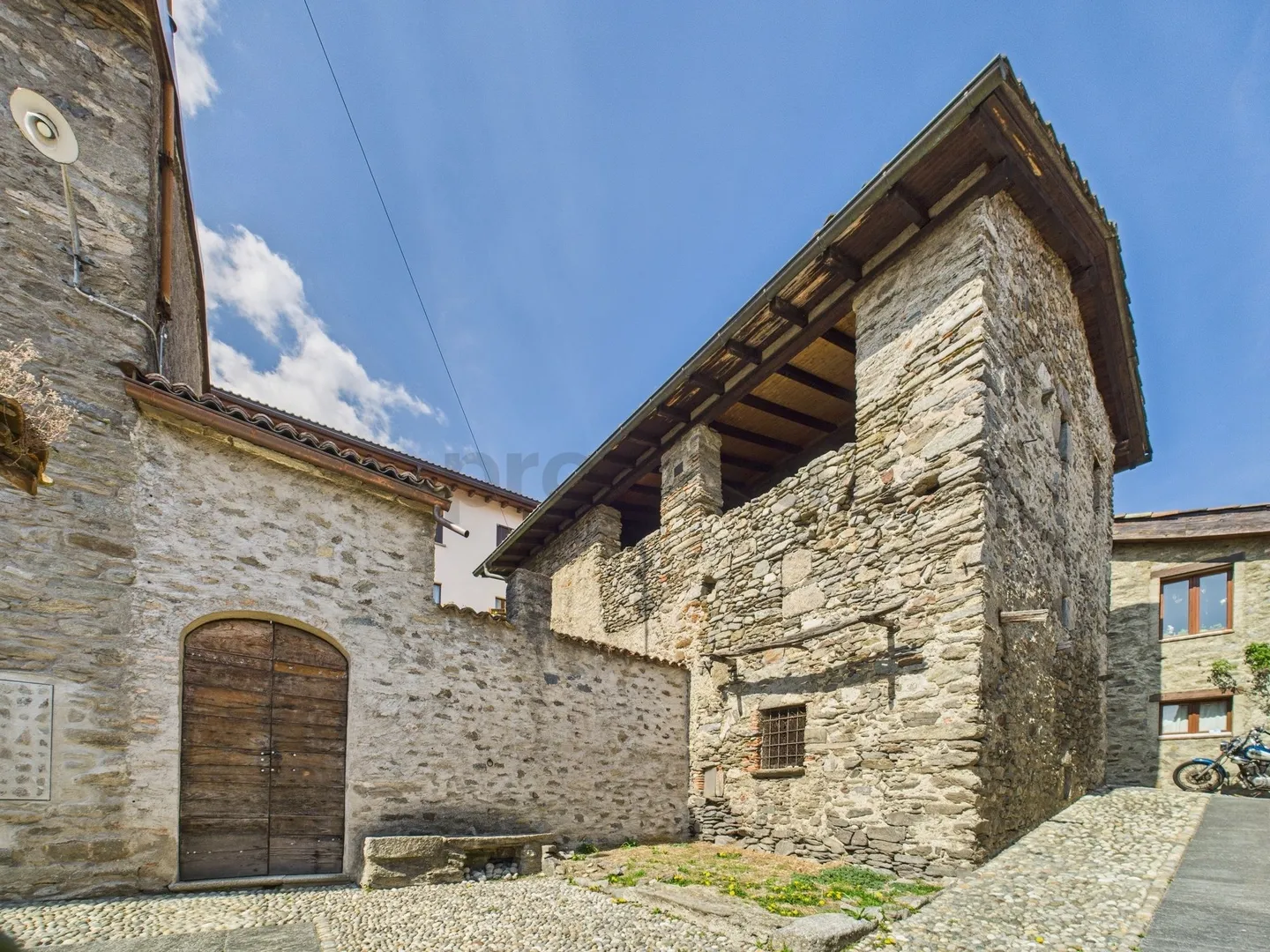 Rustic to renovate in the heart of Torricella/Taverne - Great investment - Photo 5 of 9