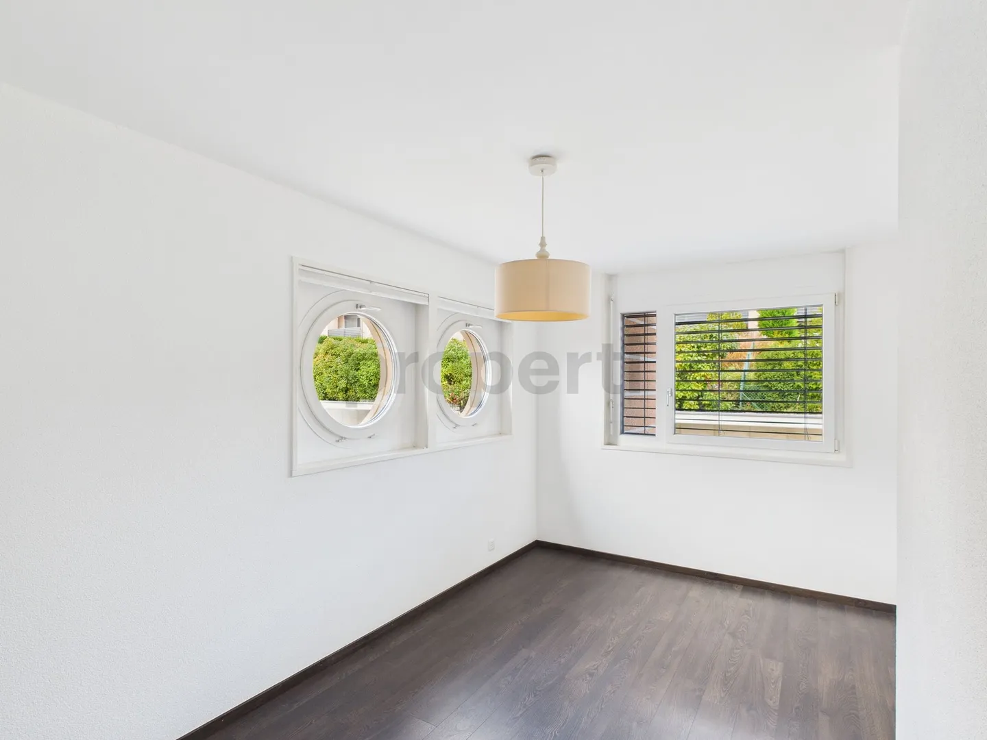 Casa a schiera moderna con vista sul lago e sulle Alpi - Arzier-Le Muids (VD) - Foto 9 di 13