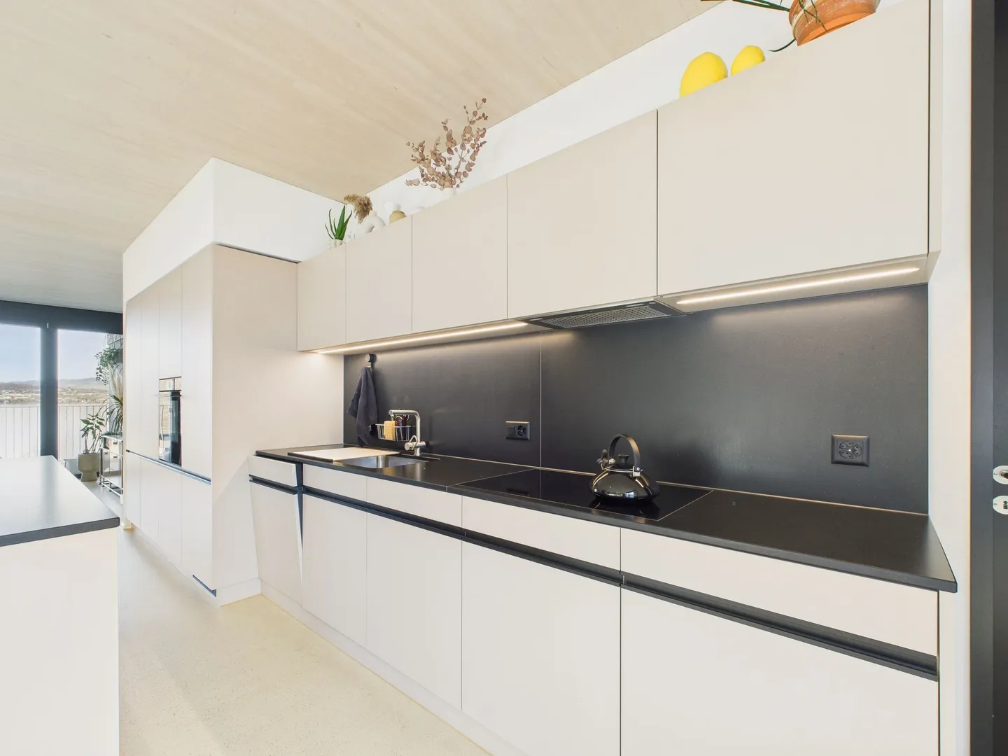 Appartamento 3.5 stanze esclusivo e moderno con vista sul lago di Zurigo a Richterswil - Foto 5 di 13