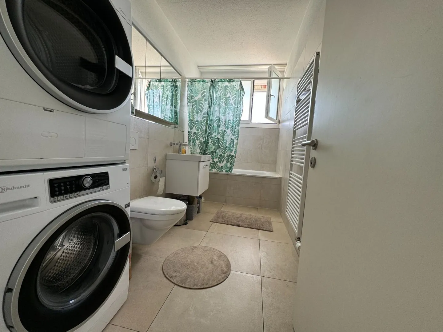 Modern 5-room apartment with spacious balcony, centrally located in Zurich - Photo 8 of 12