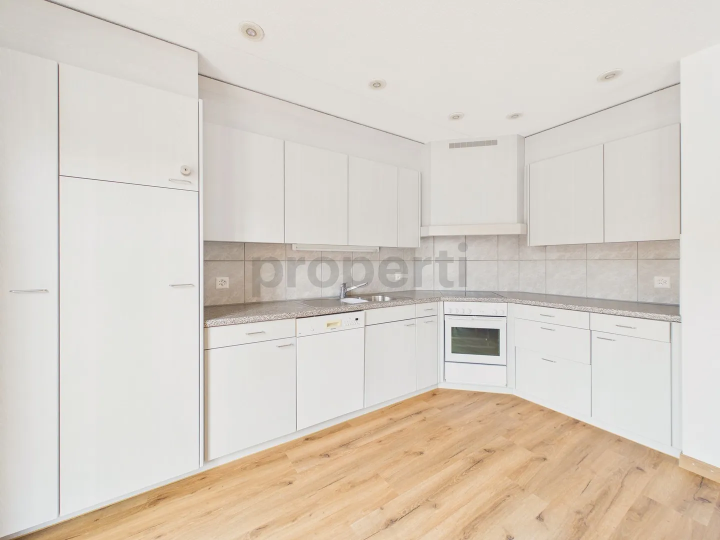 Moderno appartamento di 4,5 stanze con balcone, Hergiswil vicino a Willisau - Foto 2 di 10