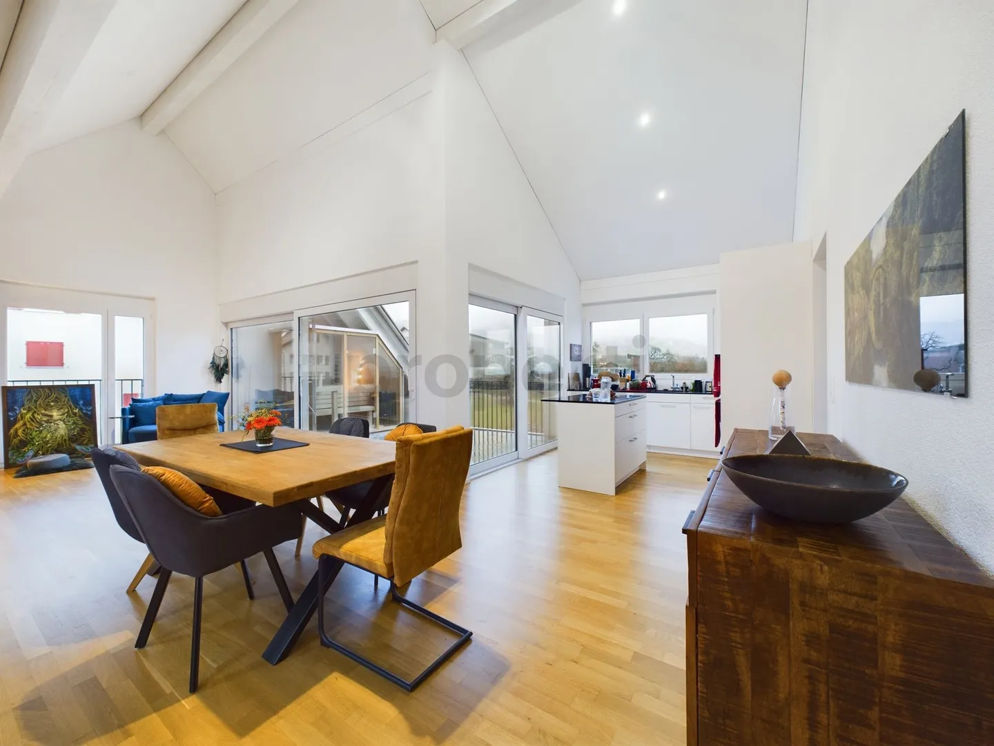 Unique living experience in Ernetschwil - Furnished penthouse with panorama, sauna & design at top level - Photo 2 of 11