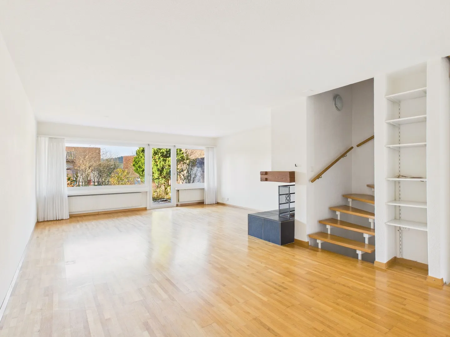 Maison individuelle de 5,5 pièces à Aesch, canton de ZH - Photo 1 sur 11