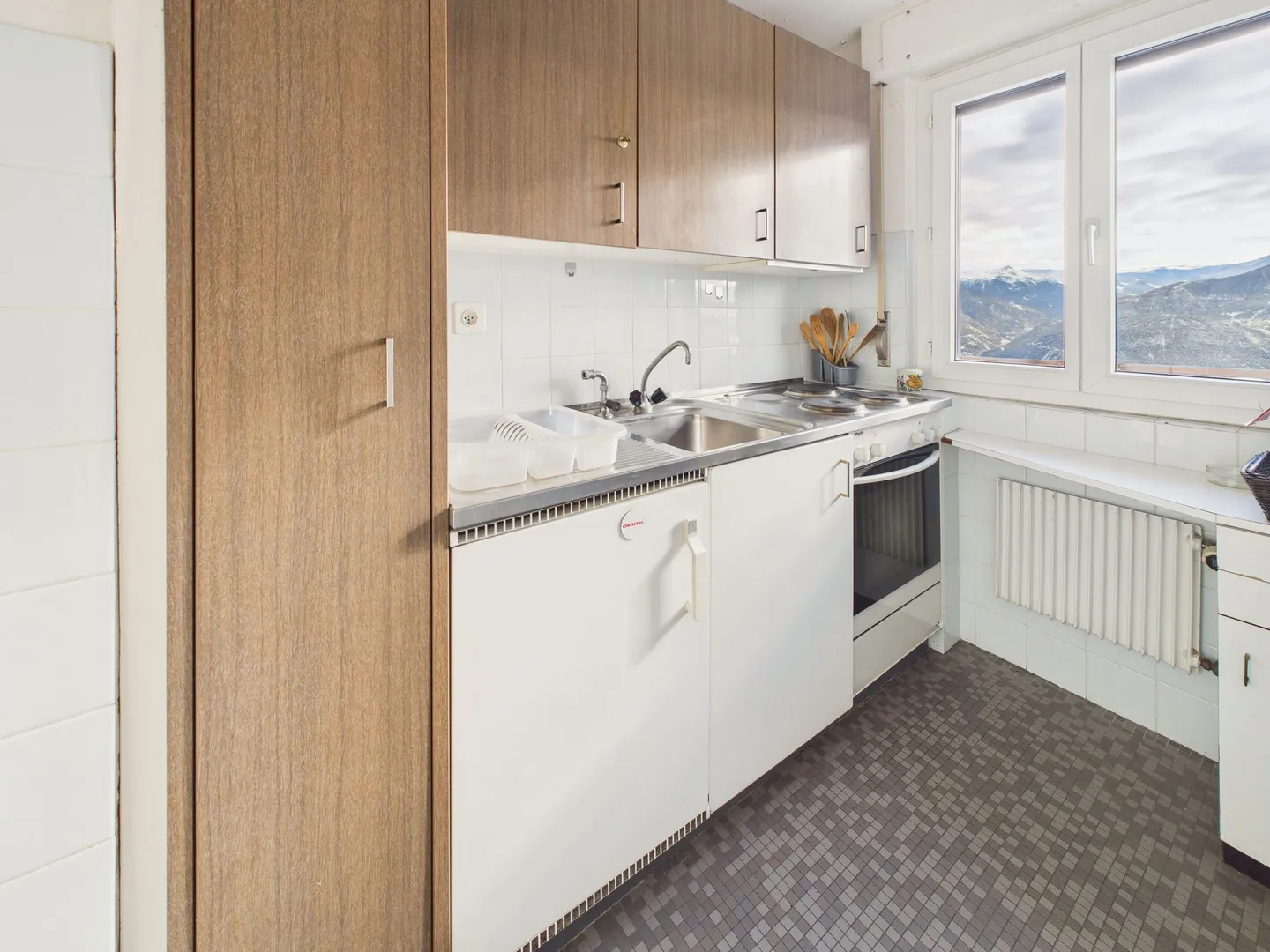 Charming 1-room apartment with balcony, Crans-Montana - Photo 2 of 8