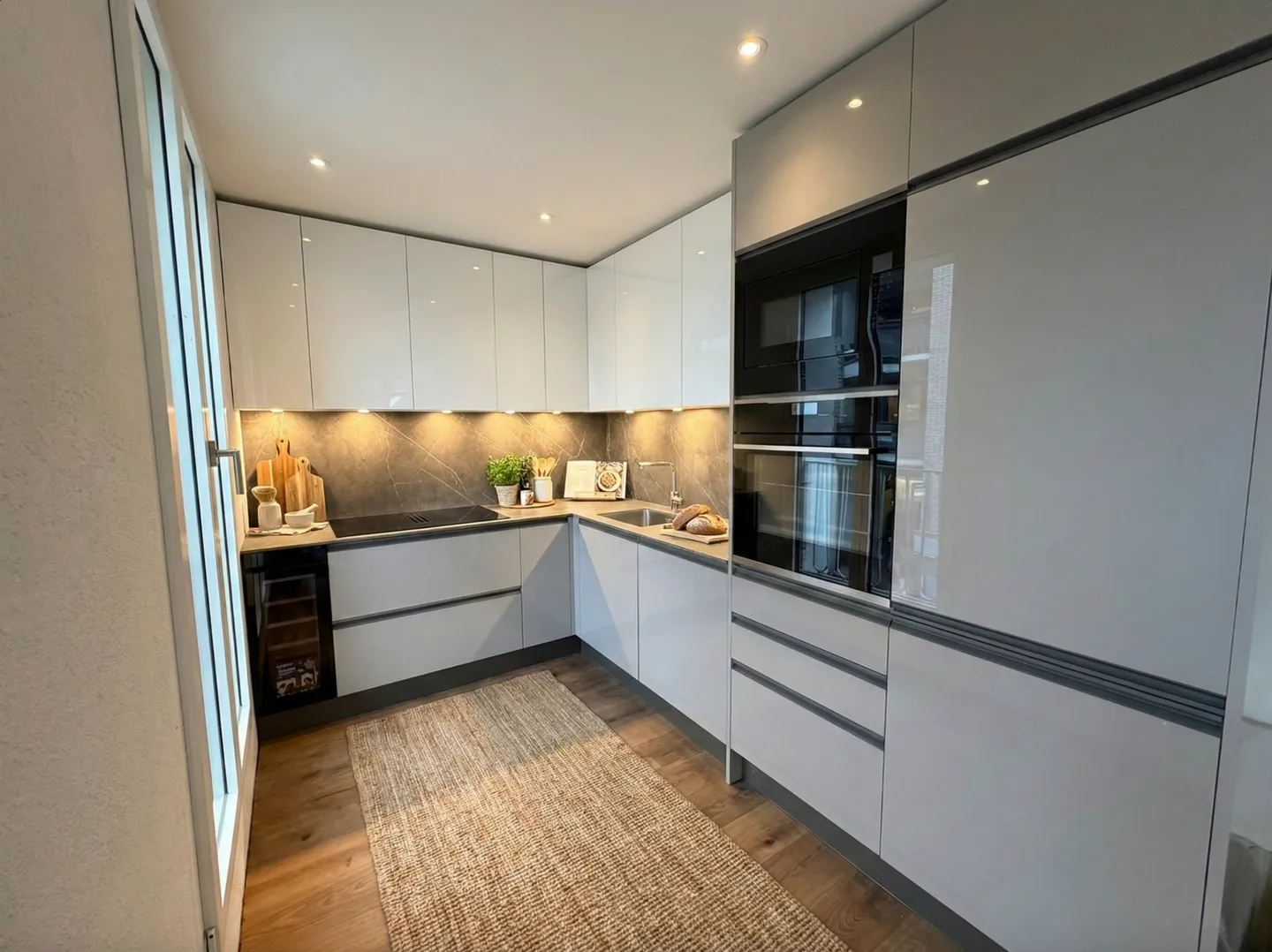 Moderne 2.5-Zimmer-Wohnung in Lachen - Foto 5 von 6