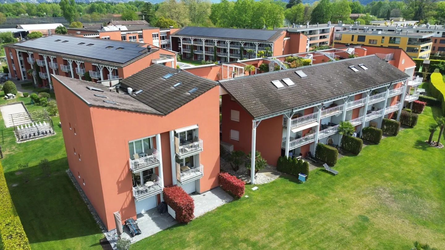 Luxury Apartment Near Golf Club - Photo 1 of 13