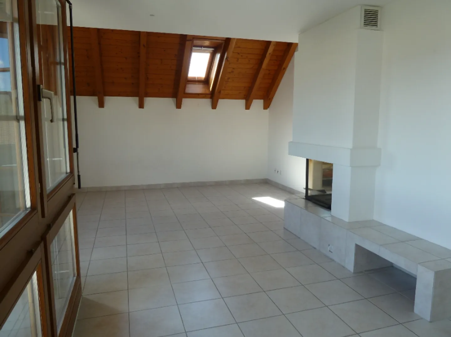 Maisonette luminosa, balcone soleggiato e riscaldamento a pavimento efficiente - Foto 2 di 12