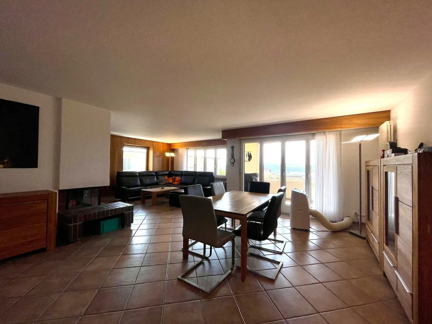 Vie confortable avec balcon, vue magnifique et incluant une salle de loisirs - Photo 1 sur 13
