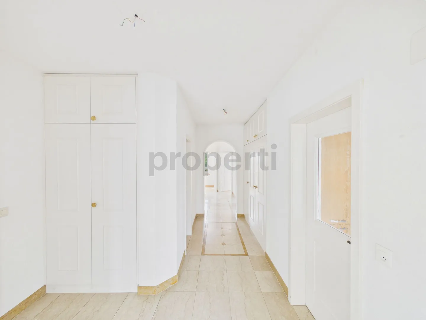 Appartement en duplex de 4,5 pièces, chauffage au sol et parking intérieur disponible - Foto 8 di 13