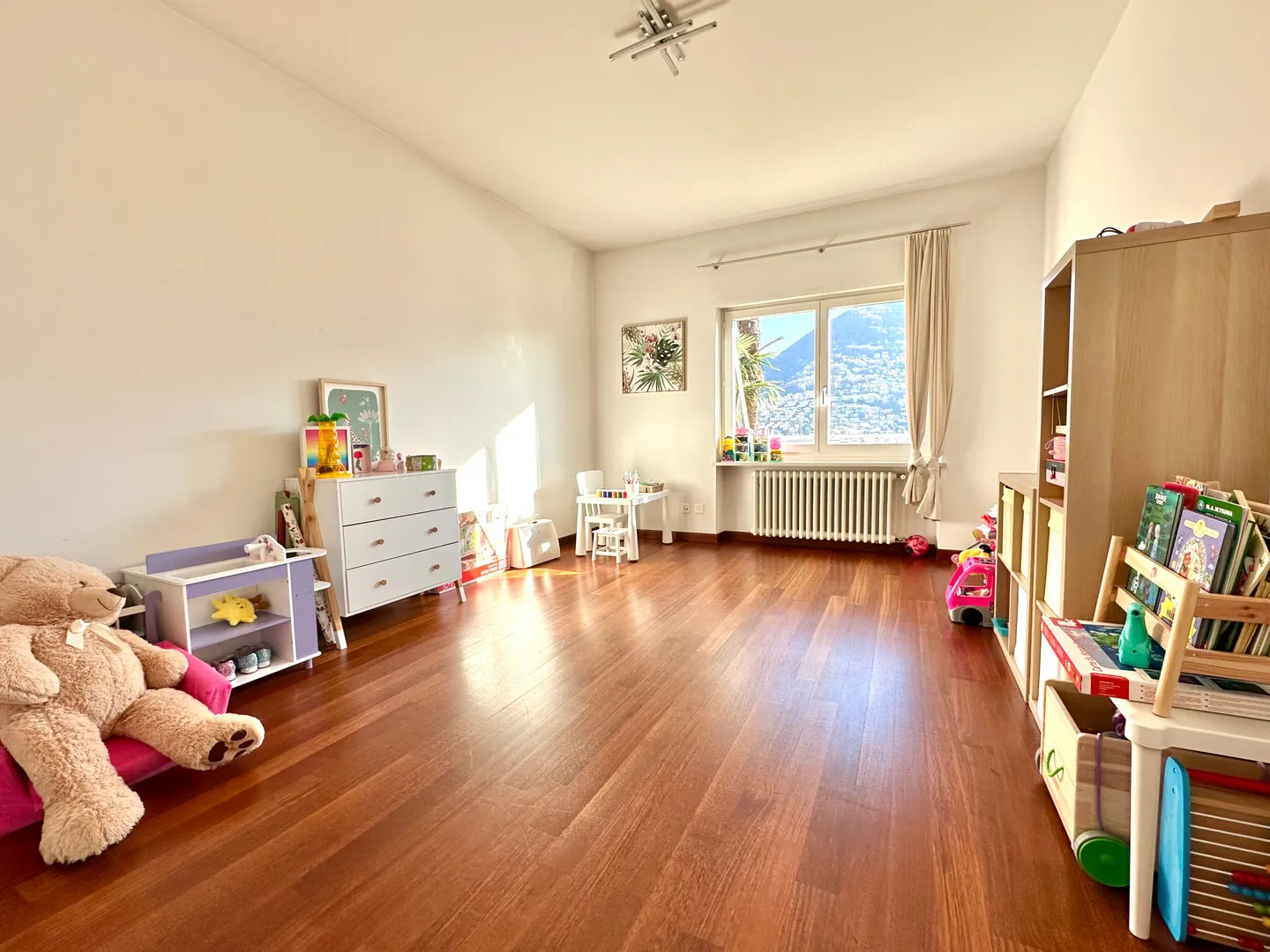 Villa Soleggiata con Vista Mozzafiato - Foto 9 di 13