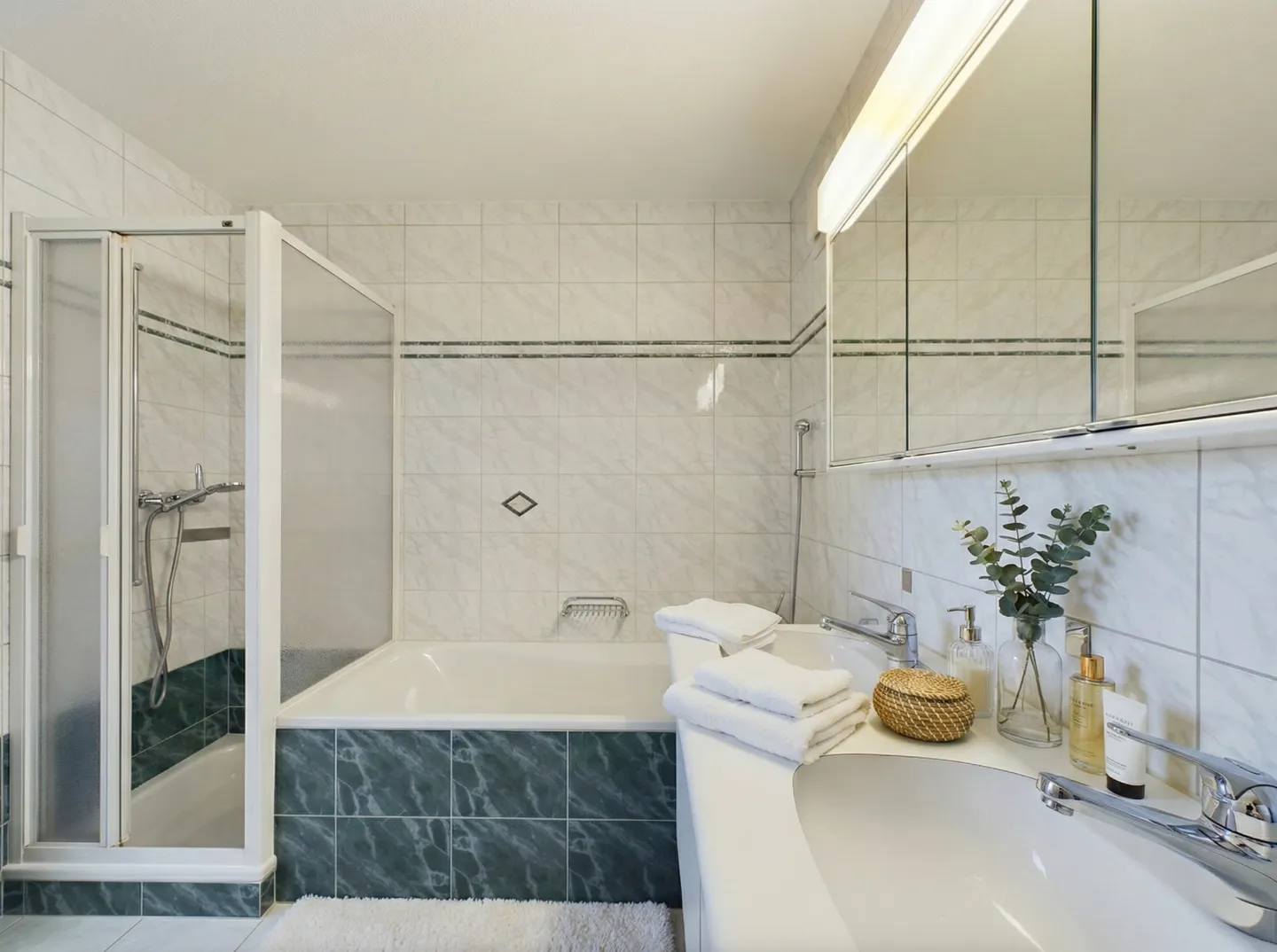 Appartamento affascinante di 3,5 stanze con terrazza e giardino privato a Samstagern - Foto 10 di 11