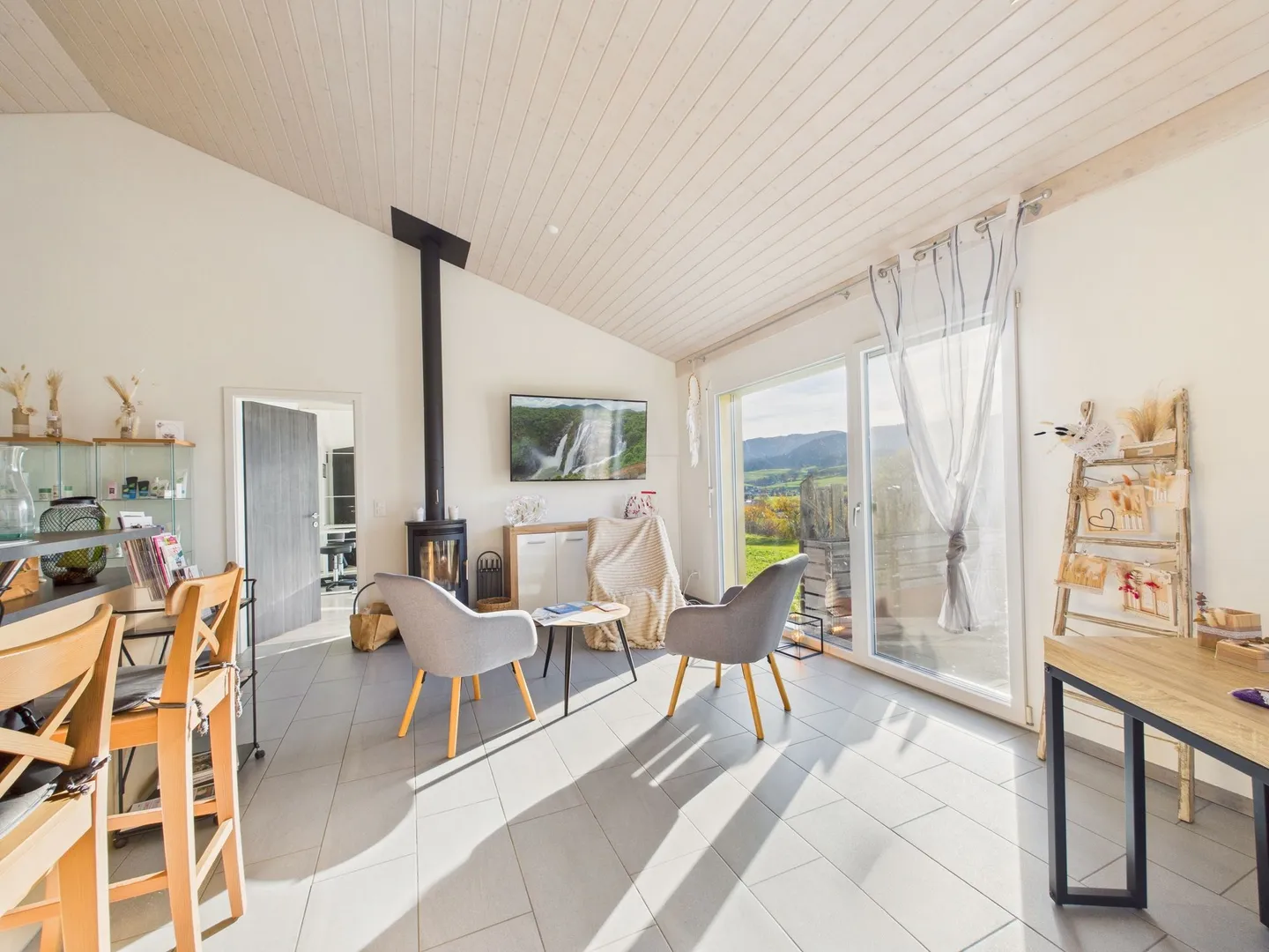 Un logement moderne dans un cadre idyllique - Appartement de 3.5 pièces à Le Mouret - Foto 1 von 11