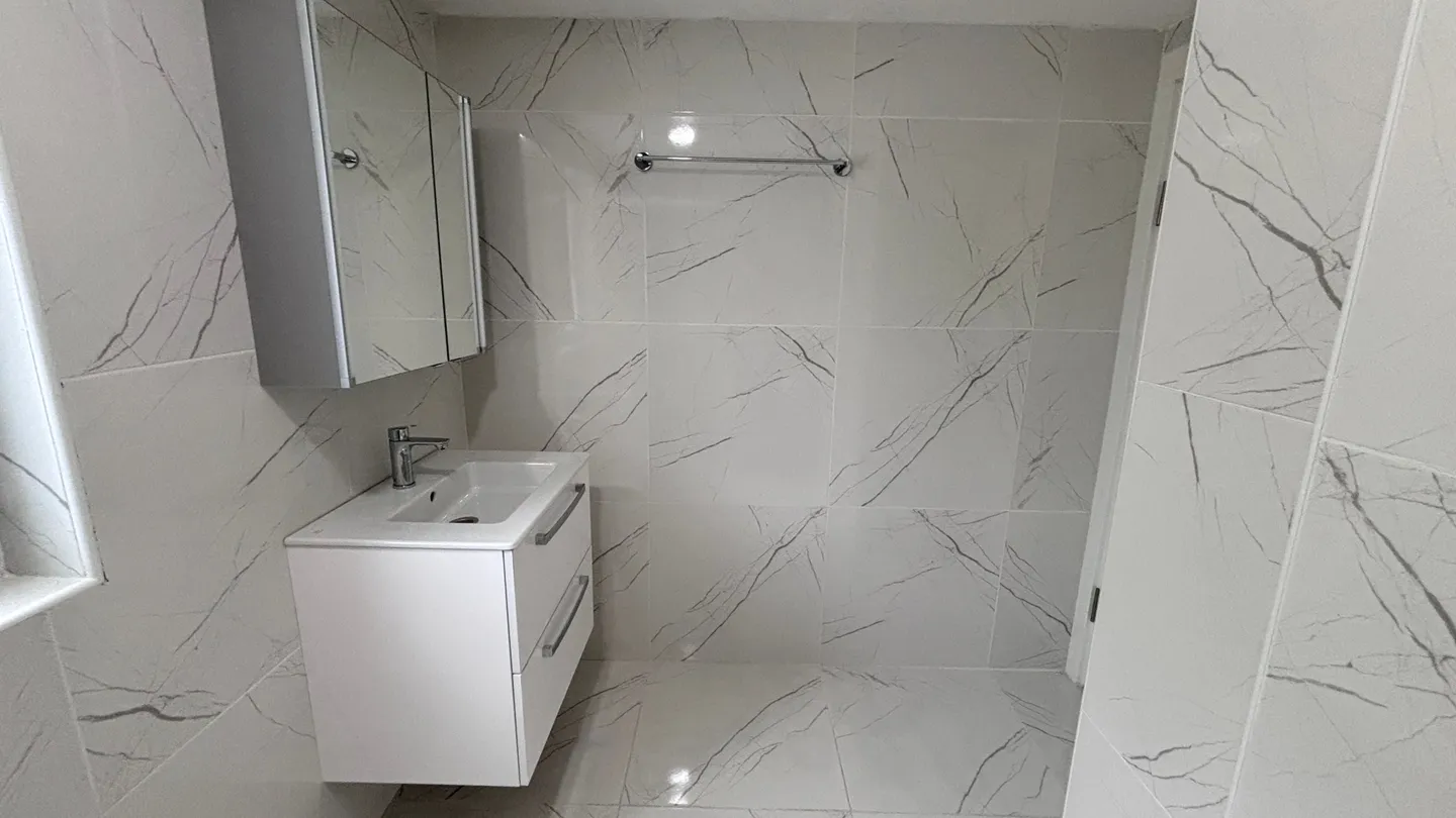 Appartamento affascinante 3.5 locali con balcone ad Amriswil - Foto 7 di 10