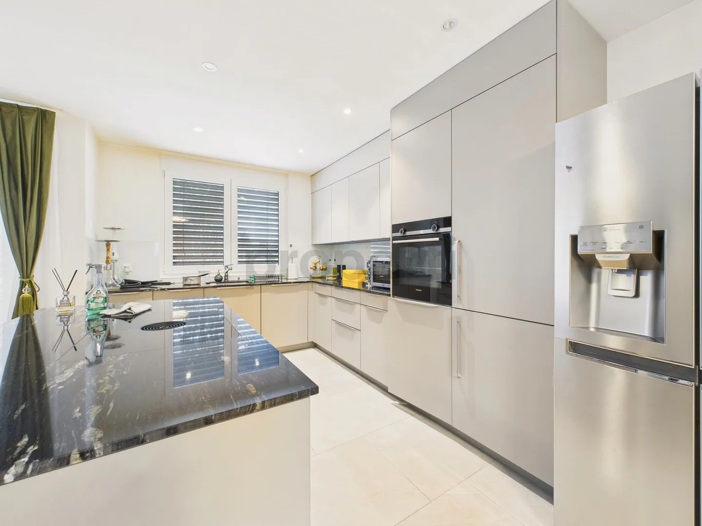 Moderne 4.5-Zimmer-Wohnung mit Balkon, Hunzenschwil - Foto 2 von 12