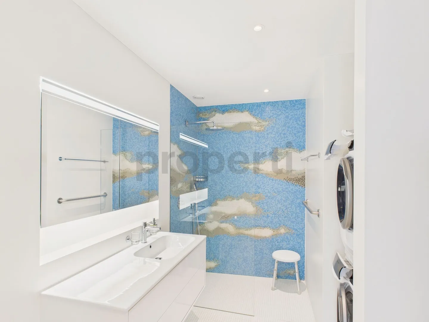 Moderno appartamento di 2,5 stanze con grande terrazza a Waldegg vicino a Uitikon - Foto 9 di 13