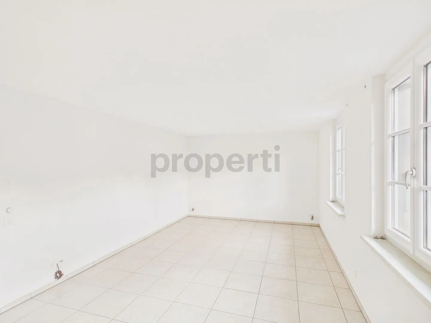 Moderne 4-Zimmer-Wohnung in Büsserach - Foto 1 von 12