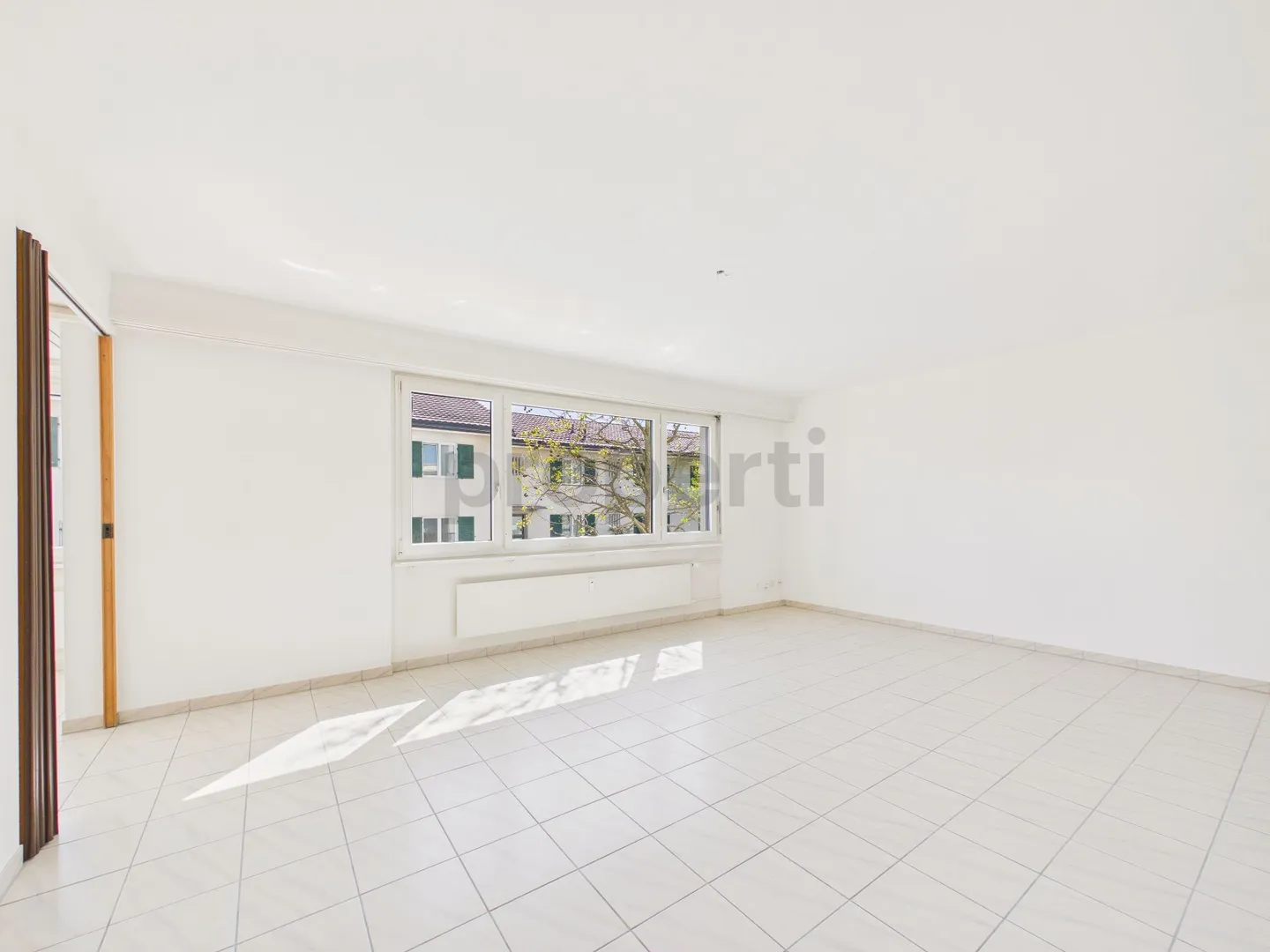 Appartement spacieux de 4,5 pièces avec balcon, Bâle - Photo 4 sur 13