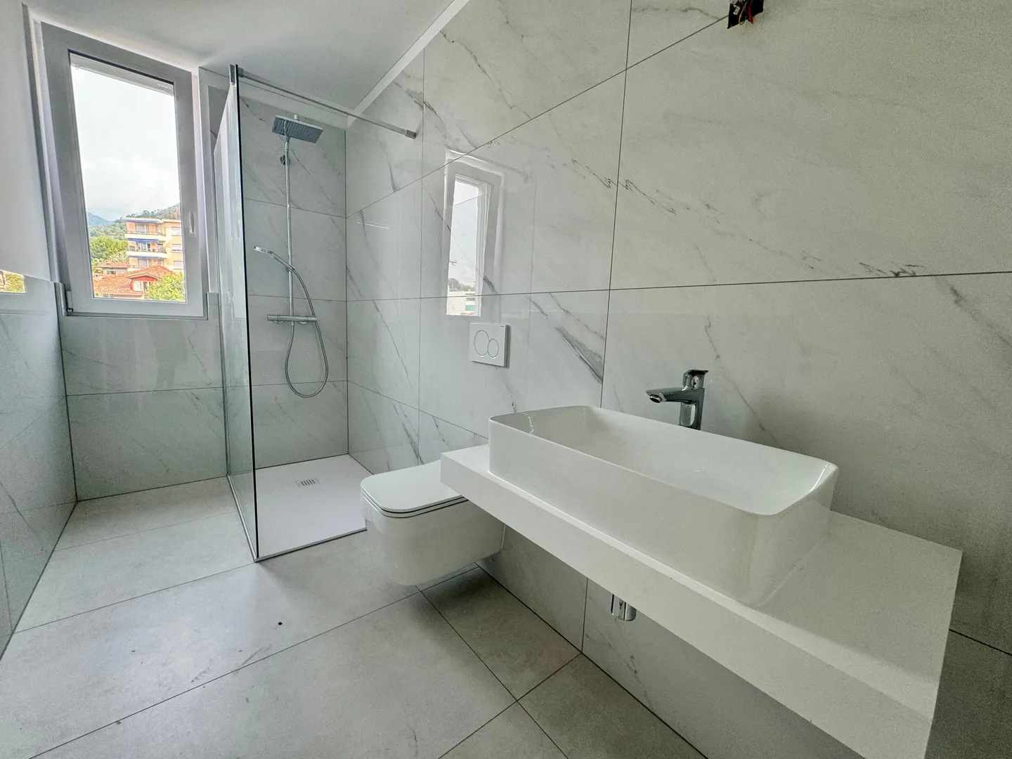 New 4.5 Room Apartment in Vacallo - Photo 10 of 12