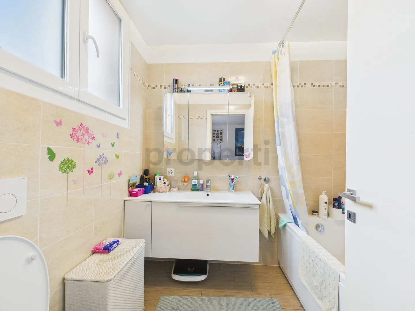 4.5-room apartment in a quiet and well-served area in Cadenazzo - Photo 8 of 11