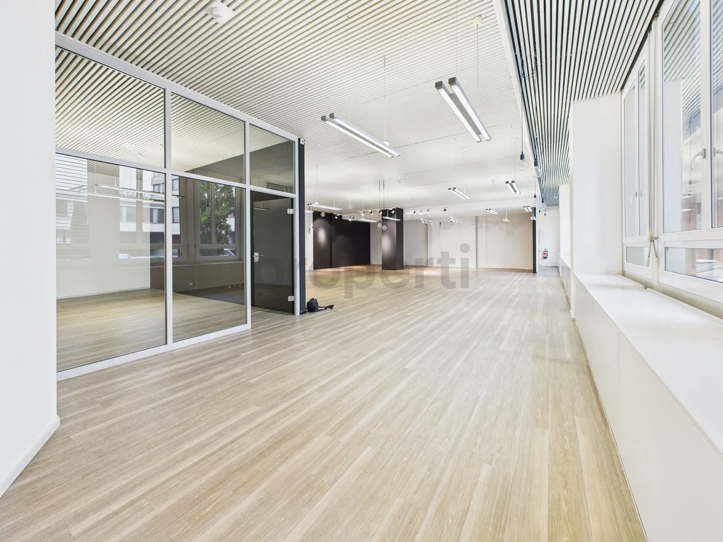 Grosszügige Bürofläche in Opfikon  Arbeiten in Flughafennähe - Foto 11 von 12