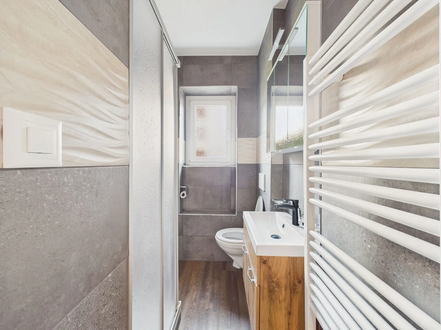 Charming 3.5-room apartment with a modern touch in Le Locle - Photo 6 of 7