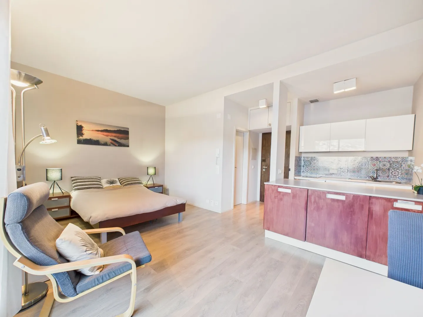 Elegantes, renoviertes Studio mit Seeblick in Paradiso - Foto 2 von 13