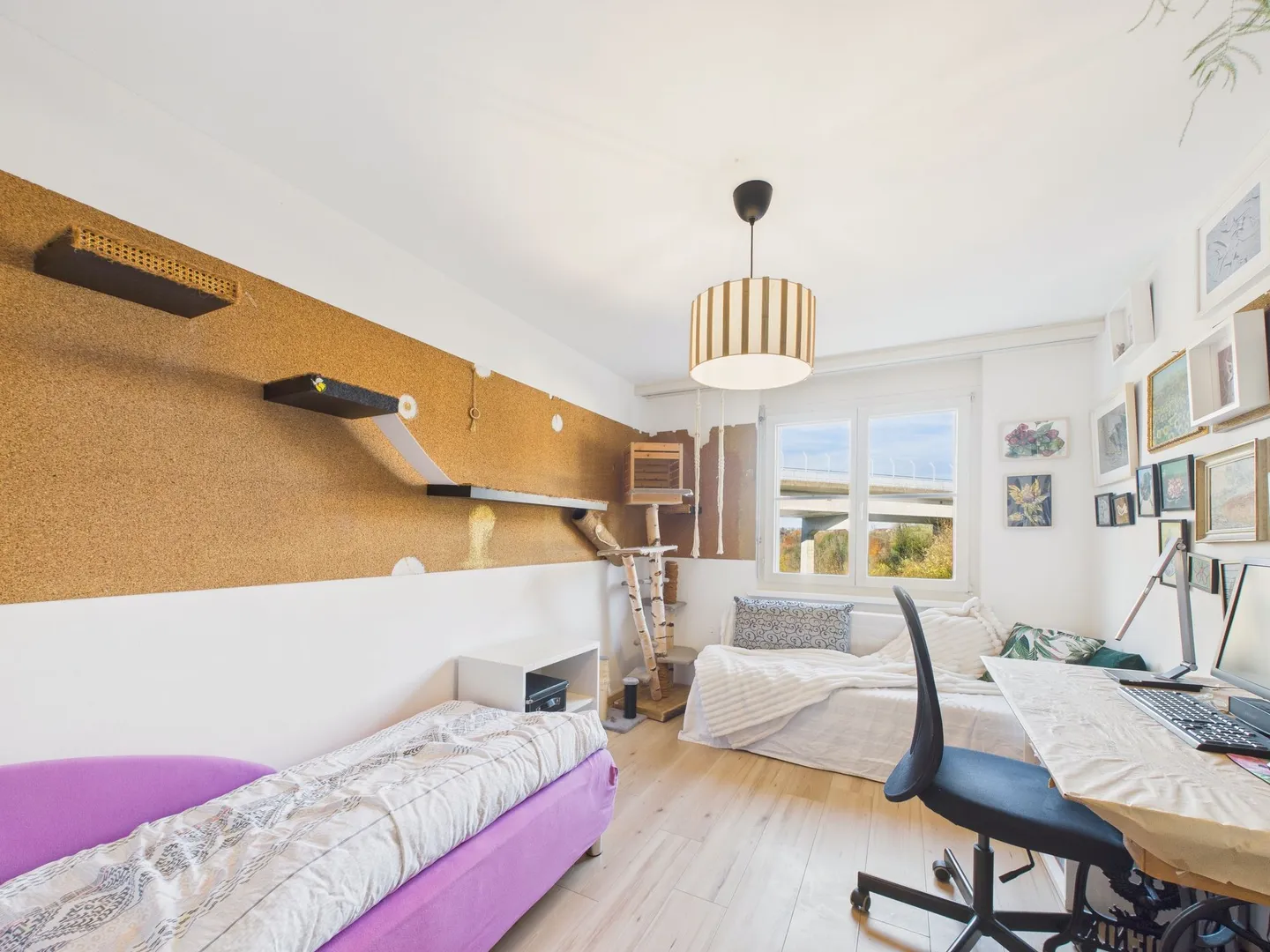 Charming 3.5-room apartment with a view - Photo 5 of 10