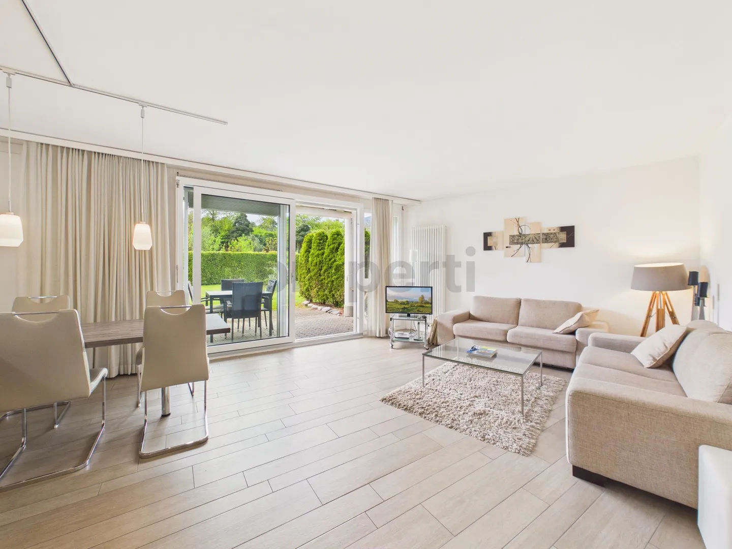 Luxury Apartment Near Golf Club - Photo 4 of 13